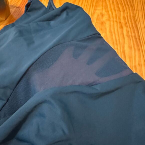 Miraclesuit Azura One-Piece Women's Size 12 One Piece Swimsuit Bathing Suit - Picture 4 of 13